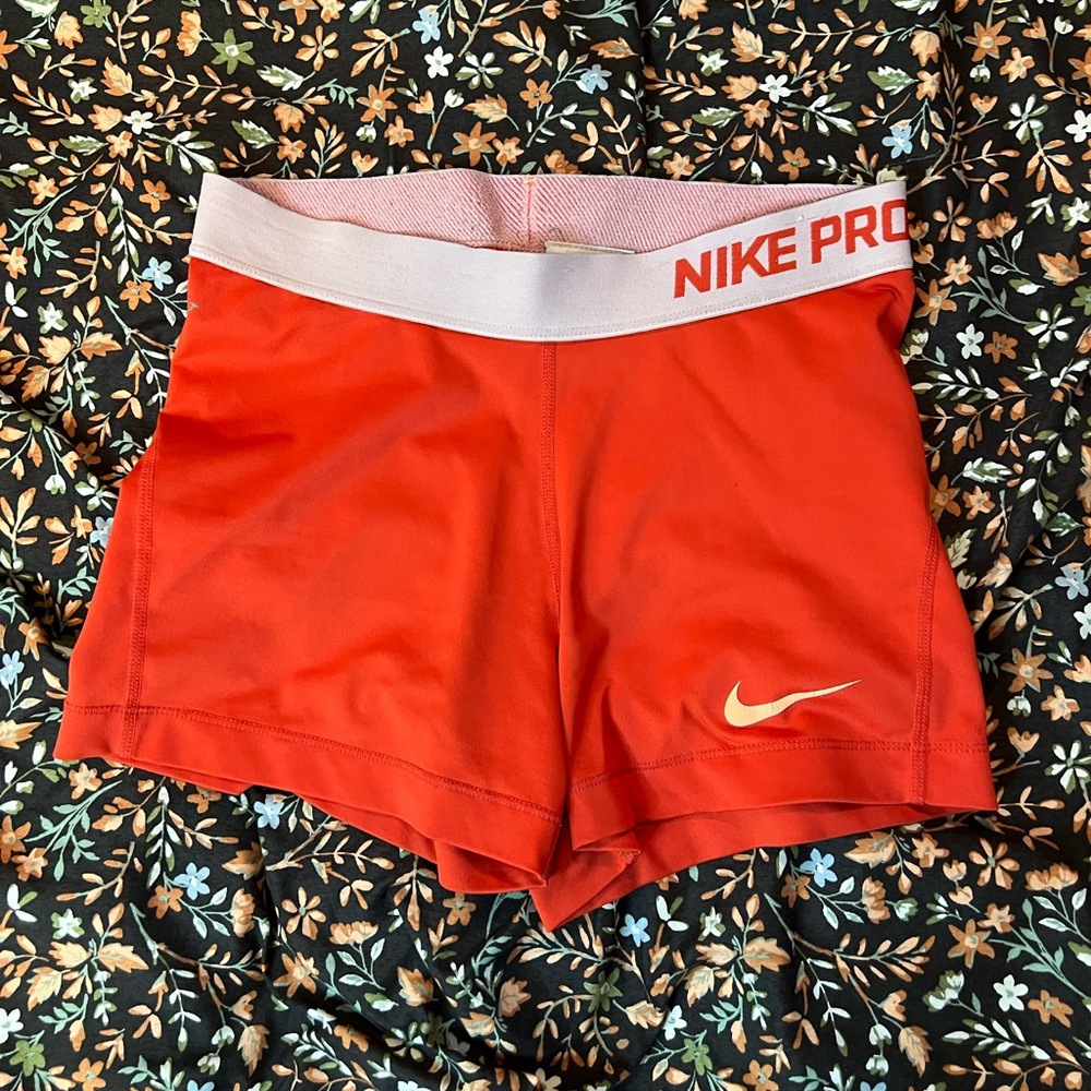 Orange Nike pro spandex